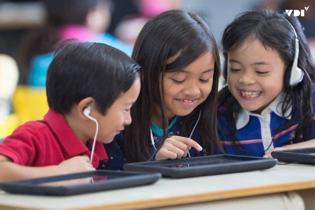 Ứng dụng công nghệ thông tin trong chuyển đổi số giáo dục