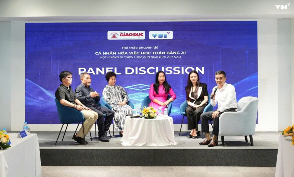 Tọa đàm tại hội thảo "Cá nhân hóa việc học Toán bằng AI - Một hướng đi chiến lược cho giáo dục Việt Nam"